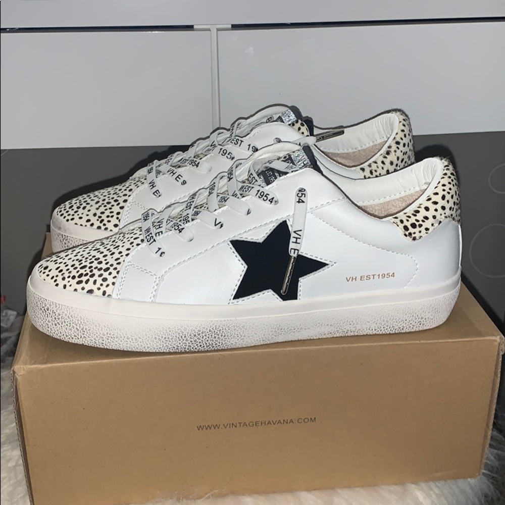 Brand new Vintage Havana low top sneakers